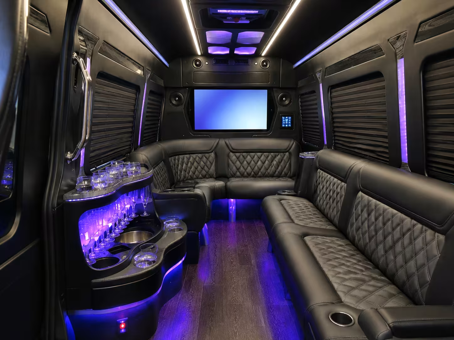 corporate airport transfers to and from monterey regional airport
