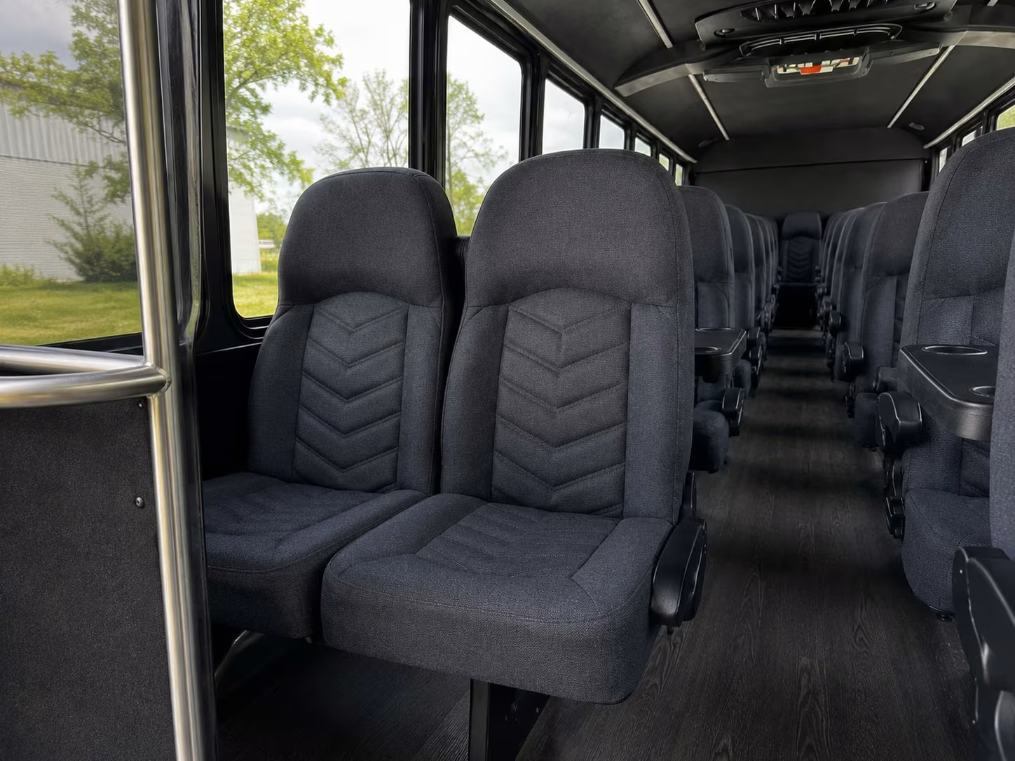 minibus rentals for your monterey bridal party