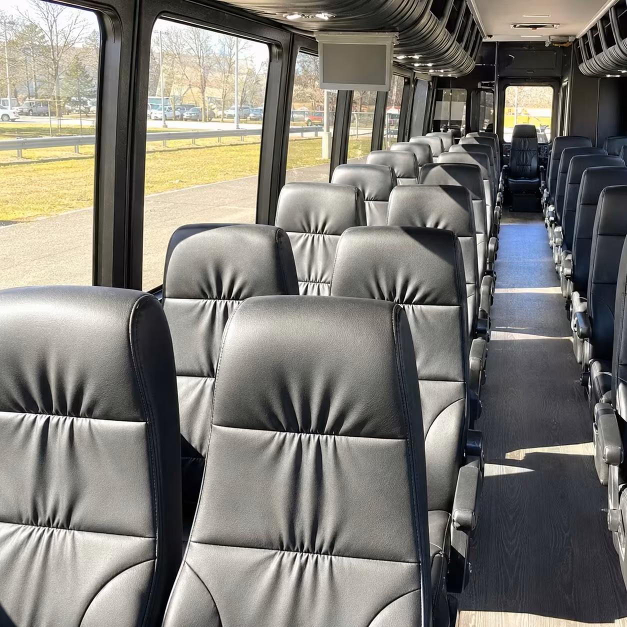 monterey 30 passenger minibus rental